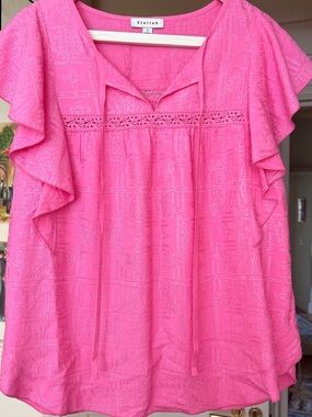Stellah Bright Pink Ruffle Sleeve Tunic Top
